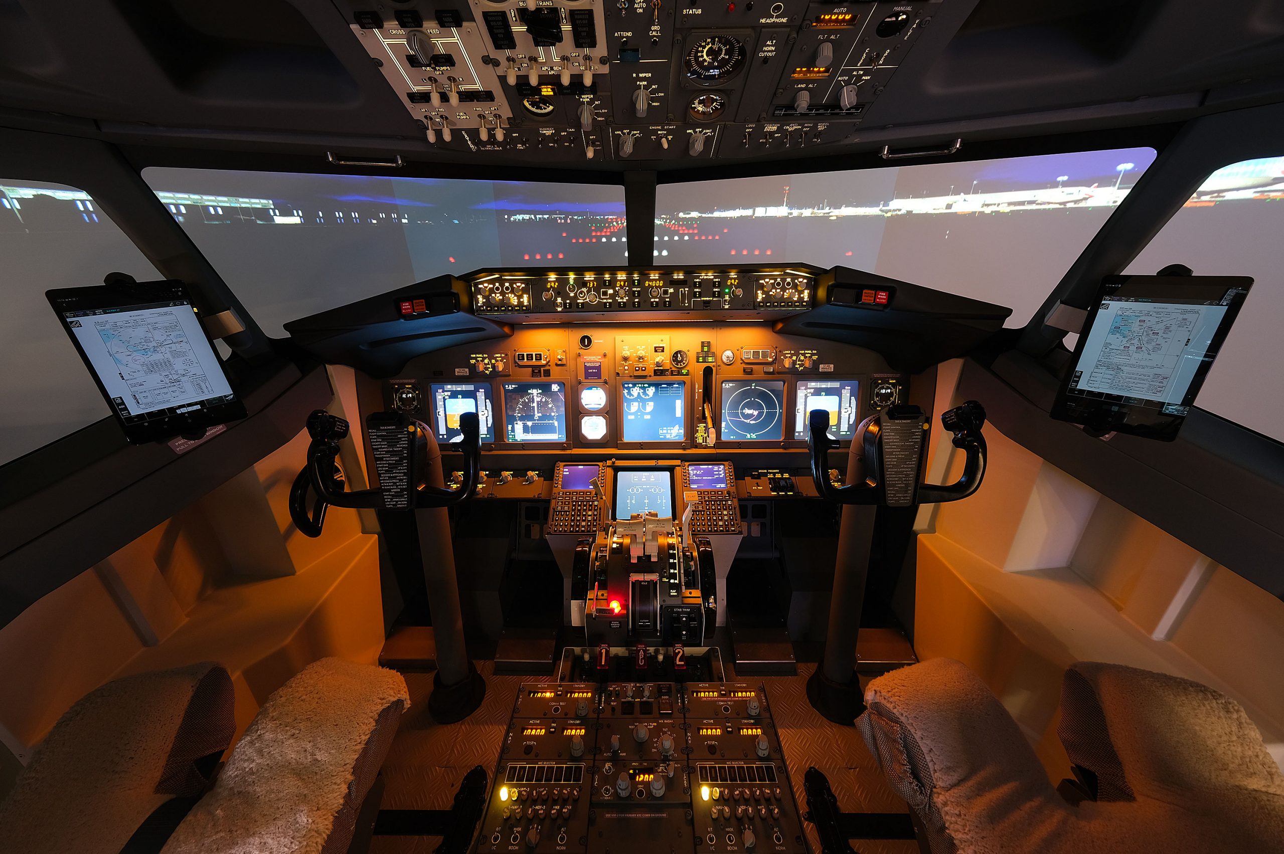 nobile-aviation-academy-flight-simulator-7